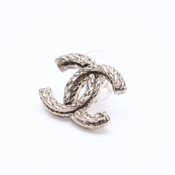 CHANEL Chanel Earrings Coco Mark Chain Motif Gold 10A Engraved Weight Approx. 6.79g Good Condition Used 4a004572