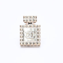 画像をギャラリービューアに読み込む, 極美品 CHANEL シャネル ブローチ ココマーク ピンブローチ 3点セット メタル ゴールド 重量21.7g B21V刻印 中古 4a004606