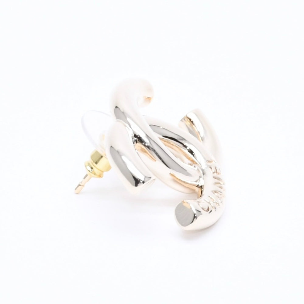 Very good condition CHANEL Earrings Coco Mark Coco Mark Light gold 25P stamp Weight approx. 18.07g Used 4a004563