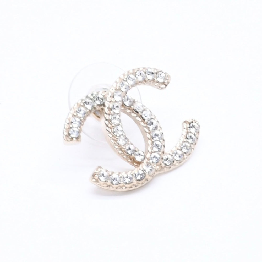 Very Good Condition CHANEL Earrings Coco Mark Rhinestone One Ear Earrings Gold A19K Engraved Weight Approx. 2.20g Used 4a004570