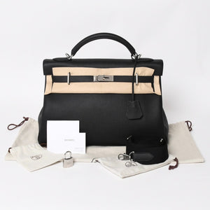 Like new HERMES Maxi Kelly 42 Handbag B engraved Togo Noir SV hardware Made in 2023 Inside stitching Used 4a004578