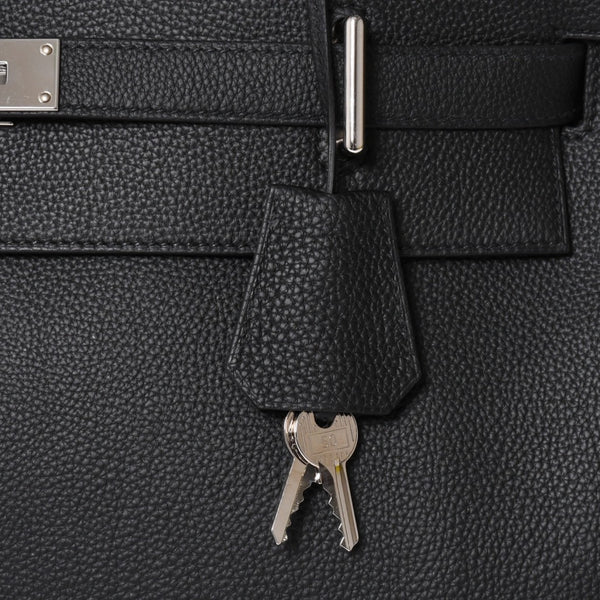 Like new HERMES Maxi Kelly 42 Handbag B engraved Togo Noir SV hardware Made in 2023 Inside stitching Used 4a004578