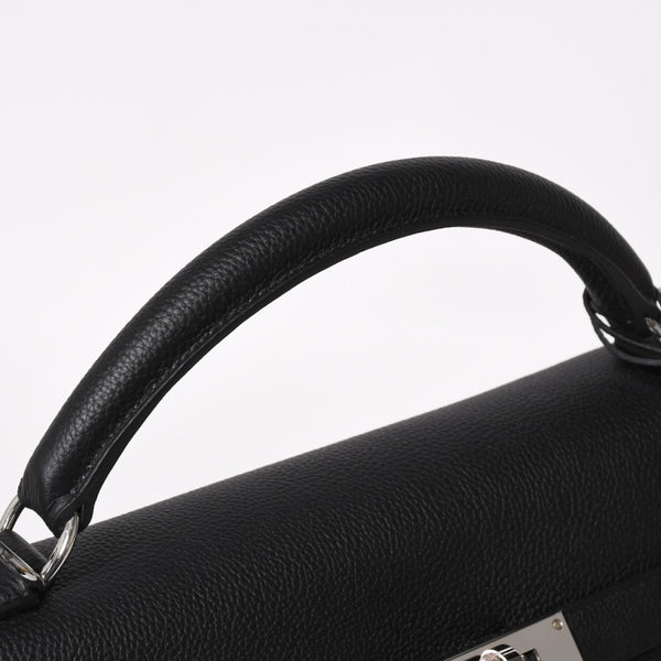 Like new HERMES Maxi Kelly 42 Handbag B engraved Togo Noir SV hardware Made in 2023 Inside stitching Used 4a004578