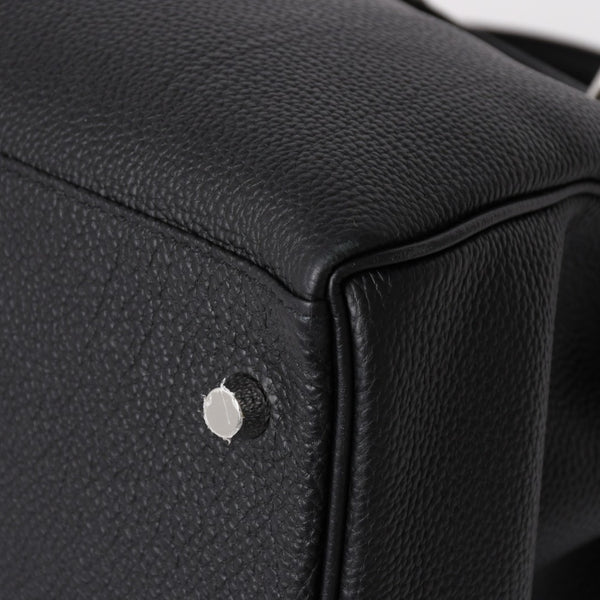Like new HERMES Maxi Kelly 42 Handbag B engraved Togo Noir SV hardware Made in 2023 Inside stitching Used 4a004578