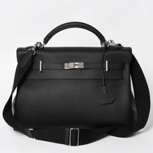 画像をギャラリービューアに読み込む, 新品同様 HERMES エルメス Maxi Kelly 42 マキシ ケリー 42 ハンドバッグ B刻印 トゴ ノワール SV金具 2023年製 内縫い 中古 4a004578