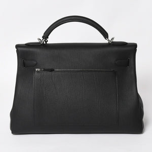Like new HERMES Maxi Kelly 42 Handbag B engraved Togo Noir SV hardware Made in 2023 Inside stitching Used 4a004578