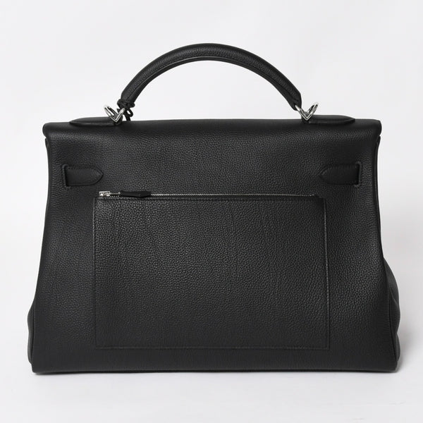 Like new HERMES Maxi Kelly 42 Handbag B engraved Togo Noir SV hardware Made in 2023 Inside stitching Used 4a004578