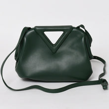 画像をギャラリービューアに読み込む, 極美品 BOTTEGA VENETA ボッテガヴェネタ トライアングル ポイント スモール ショルダーバッグ グリーン 658476 中古 4a004587
