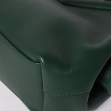 画像をギャラリービューアに読み込む, 極美品 BOTTEGA VENETA ボッテガヴェネタ トライアングル ポイント スモール ショルダーバッグ グリーン 658476 中古 4a004587