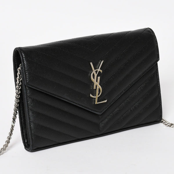 極美品 SAINT LAURENT サンローラン カサンドラ レザー チェーンウォレット キャビアスキン ブラック シルバー金具 中古 4a004629