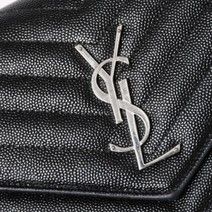 極美品 SAINT LAURENT サンローラン カサンドラ レザー チェーンウォレット キャビアスキン ブラック シルバー金具 中古 4a004629