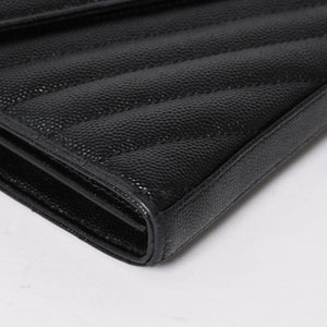 極美品 SAINT LAURENT サンローラン カサンドラ レザー チェーンウォレット キャビアスキン ブラック シルバー金具 中古 4a004629