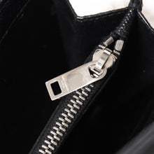 画像をギャラリービューアに読み込む, 極美品 SAINT LAURENT サンローラン カサンドラ レザー チェーンウォレット キャビアスキン ブラック シルバー金具 中古 4a004629