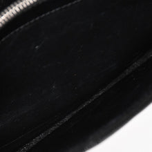 画像をギャラリービューアに読み込む, 極美品 SAINT LAURENT サンローラン カサンドラ レザー チェーンウォレット キャビアスキン ブラック シルバー金具 中古 4a004629