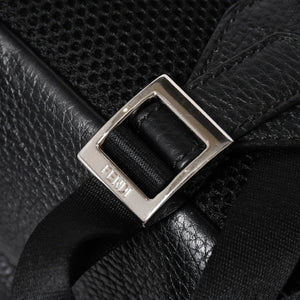 極美品 FENDI フェンディ バケットパック リュック デイパック セレリア 7VZ047 レザー ブラック シルバー金具 中古 4a004584