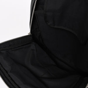 極美品 FENDI フェンディ バケットパック リュック デイパック セレリア 7VZ047 レザー ブラック シルバー金具 中古 4a004584