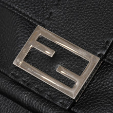 画像をギャラリービューアに読み込む, 極美品 FENDI フェンディ バケットパック リュック デイパック セレリア 7VZ047 レザー ブラック シルバー金具 中古 4a004584