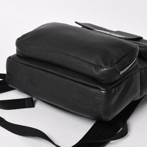 極美品 FENDI フェンディ バケットパック リュック デイパック セレリア 7VZ047 レザー ブラック シルバー金具 中古 4a004584
