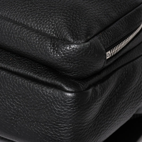 極美品 FENDI フェンディ バケットパック リュック デイパック セレリア 7VZ047 レザー ブラック シルバー金具 中古 4a004584