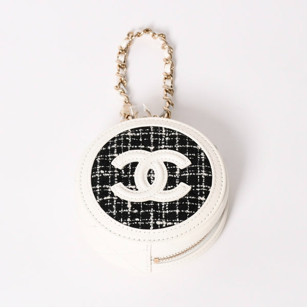 Like new CHANEL round chain pouch here mark random number black white tweed leather silver hardware used 4a004469