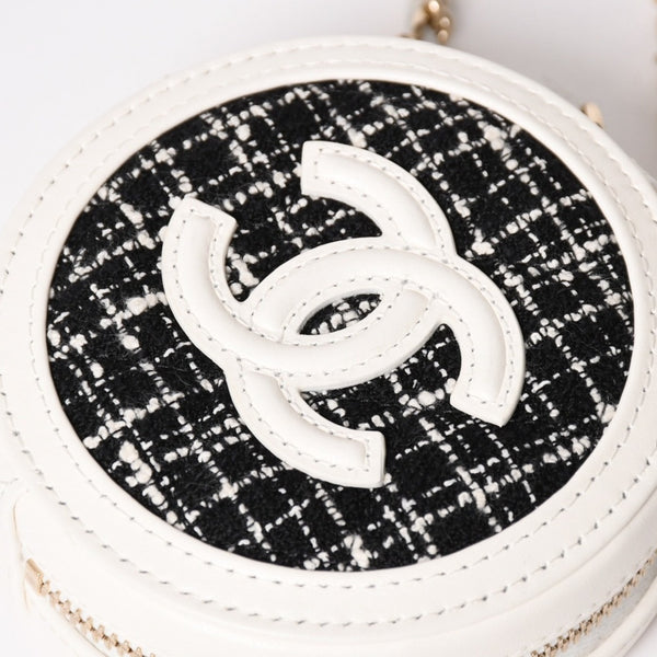 Like new CHANEL round chain pouch here mark random number black white tweed leather silver hardware used 4a004469