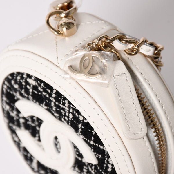 Like new CHANEL round chain pouch here mark random number black white tweed leather silver hardware used 4a004469