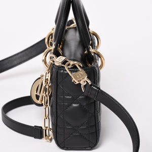 Very Good Condition Christian Dior Lady D-Joy Bag Small M0613ONGE_M900 Cannage Lambskin Black Used 4a003292