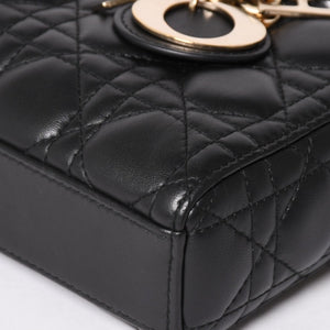 Very Good Condition Christian Dior Lady D-Joy Bag Small M0613ONGE_M900 Cannage Lambskin Black Used 4a003292