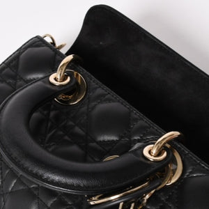 Very Good Condition Christian Dior Lady D-Joy Bag Small M0613ONGE_M900 Cannage Lambskin Black Used 4a003292