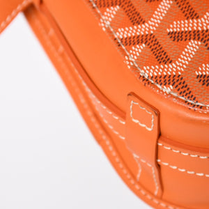 極美品 GOYARD ゴヤール ベルヴェデーレ PM ショルダーバッグ オレンジ ゴヤールディンキャンバス ヘリンボーン柄 オレンジ シルバー金具 中古 4a004503