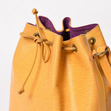 画像をギャラリービューアに読み込む, LOUIS VUITTON ルイヴィトン エピ プチノエ ショルダーバッグ M44109 エピレザー タッシリーイエロー ゴールド金具 美品 中古 4a004634