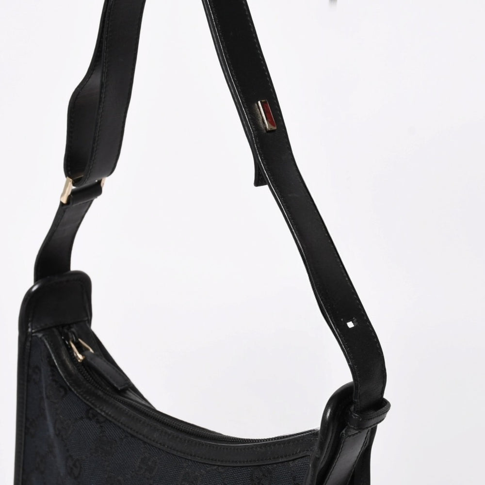 Very good condition GUCCI Gucci shoulder bag one shoulder 001 4206 GG canvas leather black silver hardware used 4a004599