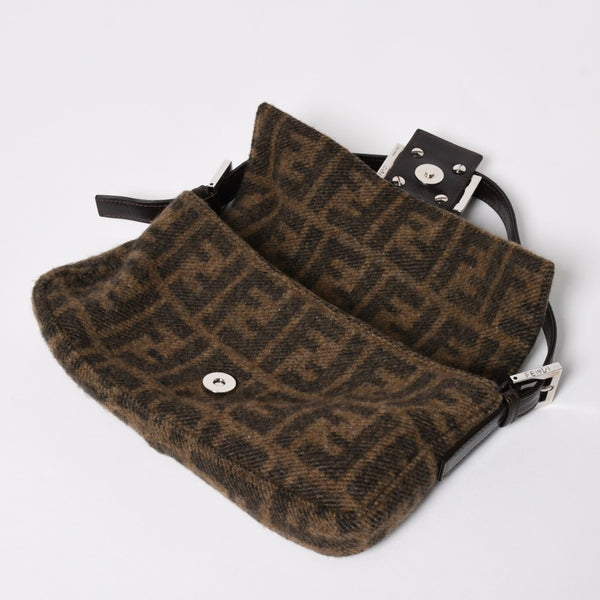 極美品 FENDI フェンディ マンマバケット ワンショルダーバッグ 26424 ズッカ柄 ウール レザー ブラウン 中古 4a004669