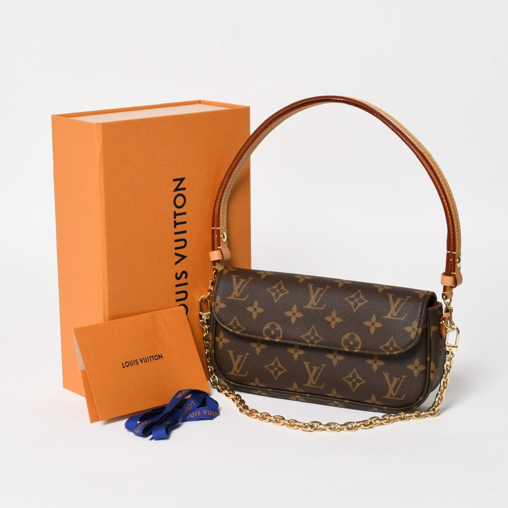 New and unused LOUIS VUITTON Wallet on Chain Ivy One Shoulder Bag M81911 Monogram Brown Used 4a004670