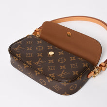画像をギャラリービューアに読み込む, 新品未使用 LOUIS VUITTON ルイヴィトン ウォレット オン チェーン アイビー ワンショルダーバッグ M81911 モノグラム ブラウン 中古 4a004670