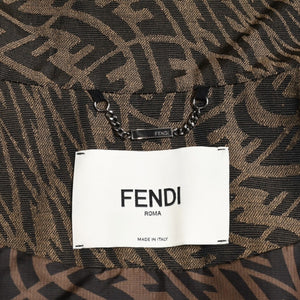 極美品 FENDI フェンディ FF ヴァーティゴ ウィンドブレーカージャケット FJ7195 AFM5 サラ コールマン FFロゴ ブラウン カーキ 38サイズ 中古 4a004701