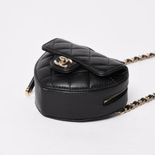 画像をギャラリービューアに読み込む, 極美品 CHANEL シャネル チェーンクラッチバッグ AP2784 32番台 ココマーク ラムスキン ブラック ゴールド金具 中古 4a004747