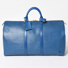 Load image into Gallery viewer, LOUIS VUITTON ルイヴィトン ボストンバッグ エピ M42965 キーポル50 ブルー レザー PVC ゴールド金具 美品 中古 4a004515