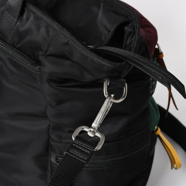 極美品 PRADA プラダ テスート メッセンジャーバッグ トートバッグ ブラック 迷彩柄 マルチカラー 2VG040 中古 4a004681