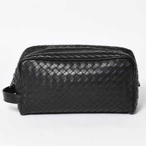 BOTTEGA VENETA ボッテガヴェネタ イントレチャート トラベルポーチ セカンドバッグ ブラック レザー 美品 中古 4a004676