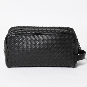 BOTTEGA VENETA ボッテガヴェネタ イントレチャート トラベルポーチ セカンドバッグ ブラック レザー 美品 中古 4a004676