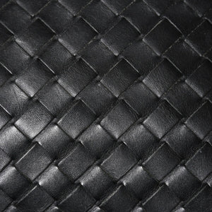BOTTEGA VENETA ボッテガヴェネタ イントレチャート トラベルポーチ セカンドバッグ ブラック レザー 美品 中古 4a004676