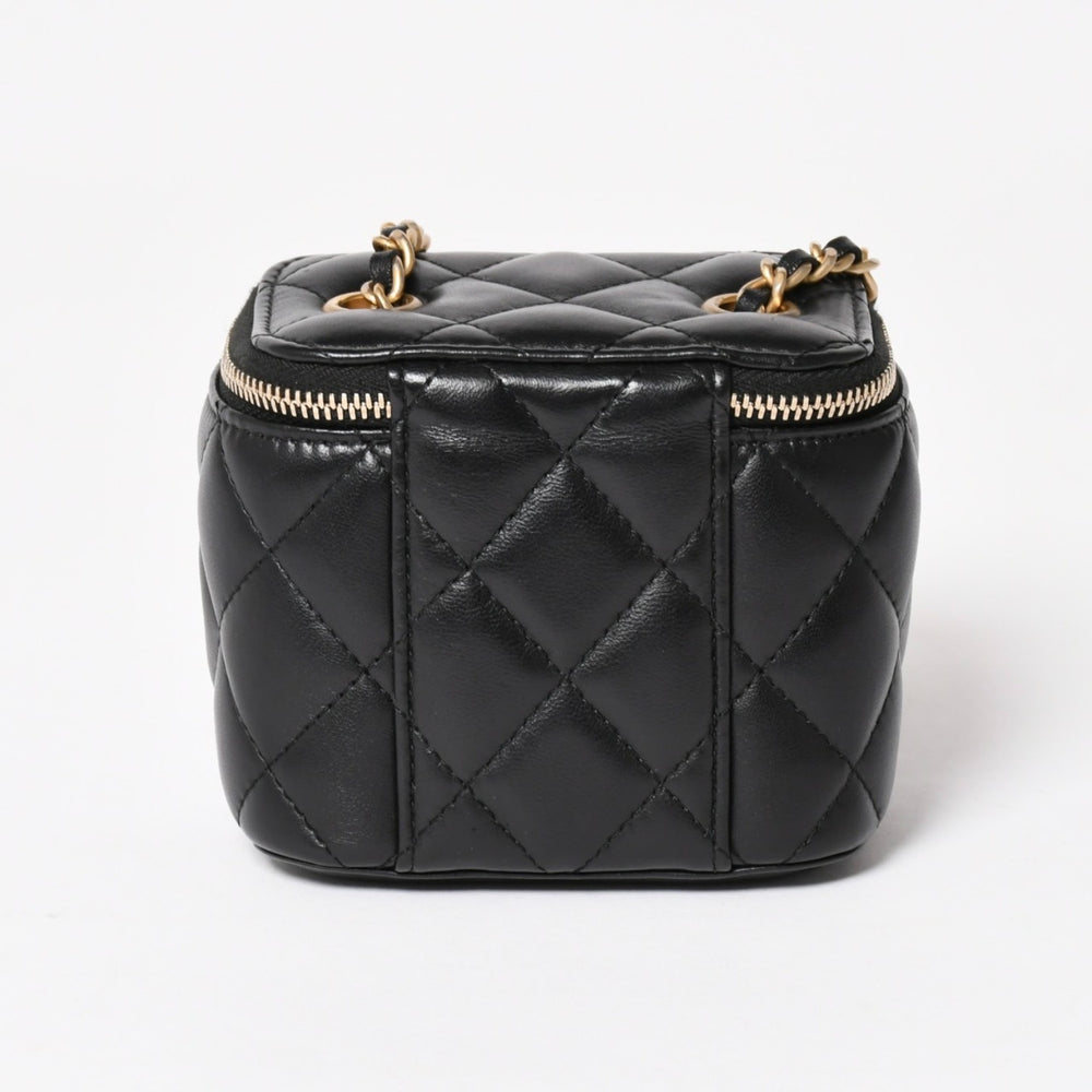 CHANEL Chanel Matelasse Mini Vanity Case Chain Shoulder Bag No. 31 Coco Mark Coco Ball Pearl Crush Lambskin Black Gold Hardware Good Condition Used 4a004993