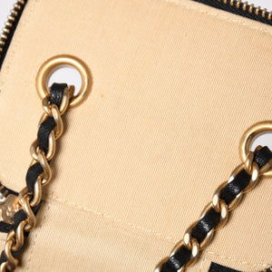 CHANEL シャネル マトラッセ ミニバニティケース チェーンショルダーバッグ 31番台 ココマーク ココボール パールクラッシュ ラムスキン ブラック ゴールド金具 美品 中古 4a004993