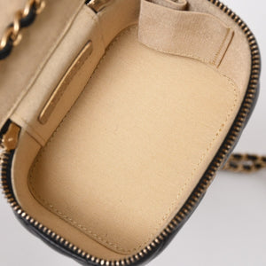 CHANEL シャネル マトラッセ ミニバニティケース チェーンショルダーバッグ 31番台 ココマーク ココボール パールクラッシュ ラムスキン ブラック ゴールド金具 美品 中古 4a004993
