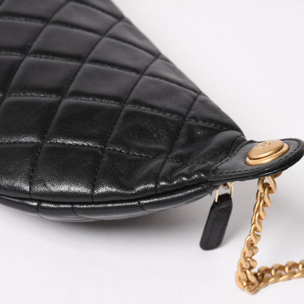 CHANEL シャネル マトラッセ ハートチェーン ウエストバッグ ミニバムバッグ AP3761 ランダム品番 ラムスキン ブラック ゴールド金具 美品 中古 4a004992