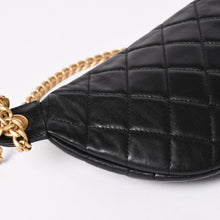 画像をギャラリービューアに読み込む, CHANEL シャネル マトラッセ ハートチェーン ウエストバッグ ミニバムバッグ AP3761 ランダム品番 ラムスキン ブラック ゴールド金具 美品 中古 4a004992