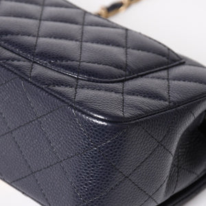 極美品 CHANEL シャネル ミニマトラッセ20 Sフラップ Sチェーンショルダーストラップ 21番台 ココマーク キャビアスキン ネイビー ゴールド金具 中古 4a004994