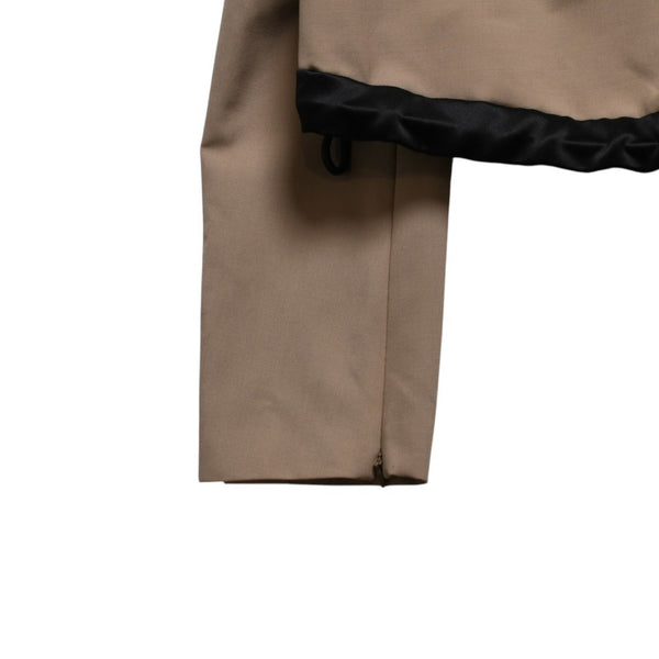 極美品 Sacai サカイ テーラードジャケット クロップド 23-06442 サイズ1 ベージュ ポリエステル シルバー金具 中古 4b005485