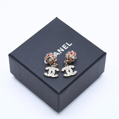 Very Good Condition CHANEL Cocomark Earrings Accessories 06P GP Rhinestone Stone Gold Weight 5.99g Used 4a004631